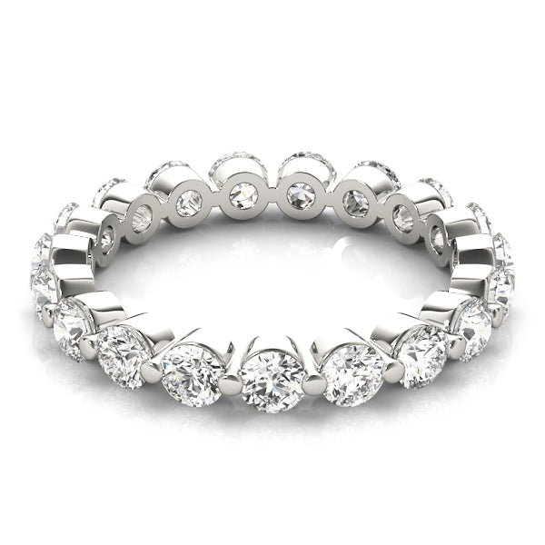 Single Shared-Prong Eternity Band