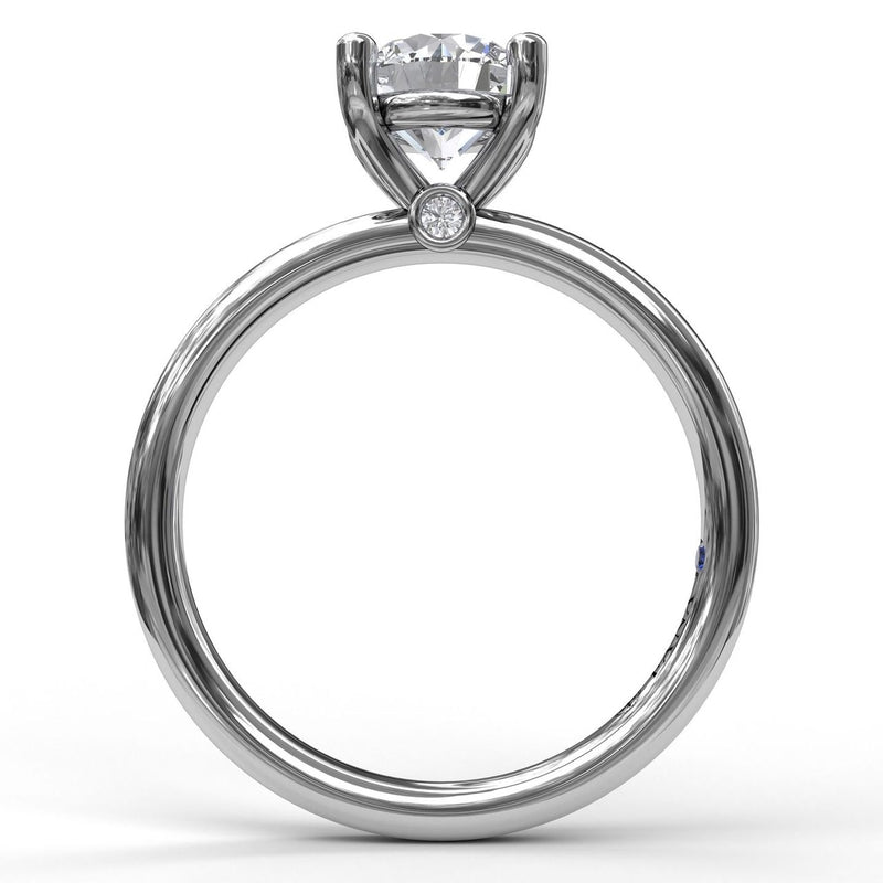 Fana Classic Round Cut Solitaire Engagement Ring