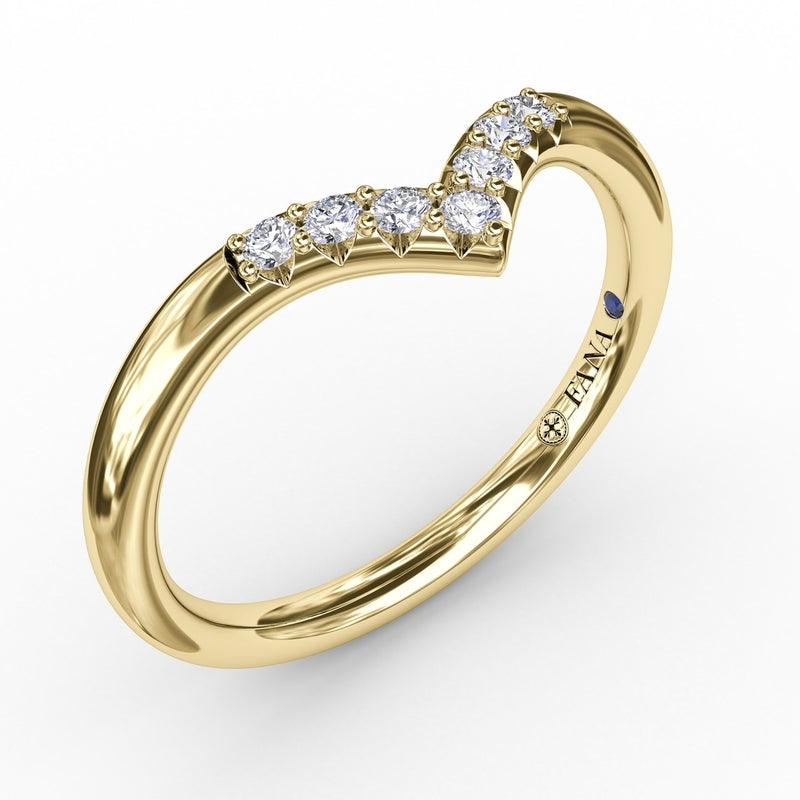 Fana Shared Prong Chevron Diamond Band