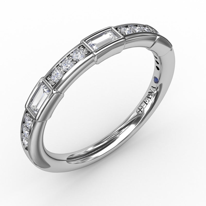 Fana Baguette and Bar Diamond Band